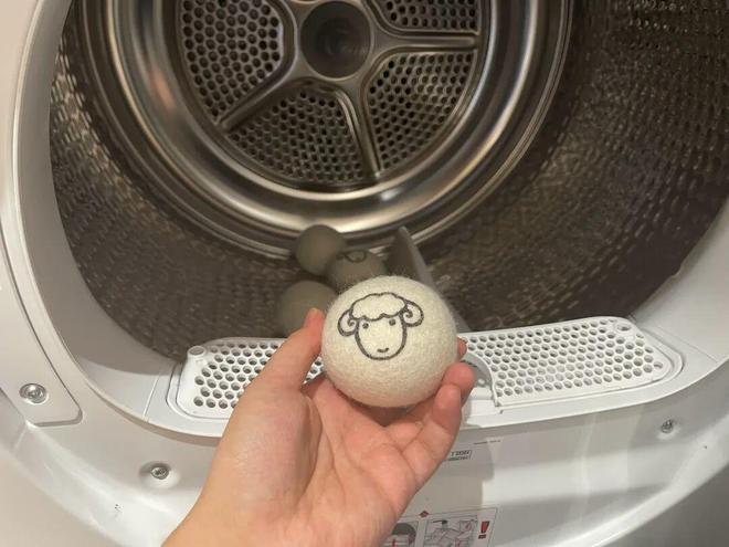 个个杏林圣手心灵手巧具象化了！开元棋牌论给羽绒服续命妈妈们(图3)